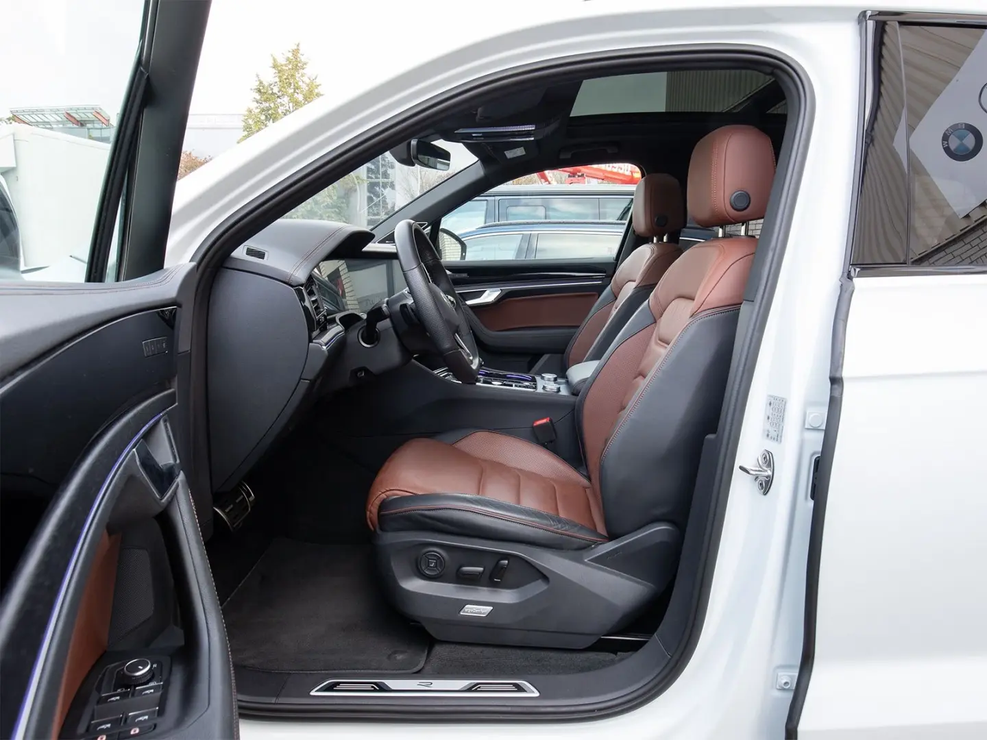 Touareg R-Line MEGAVOLL