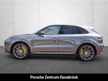 Cayenne Turbo S E-Hybrid Sport Chrono Hinterachs