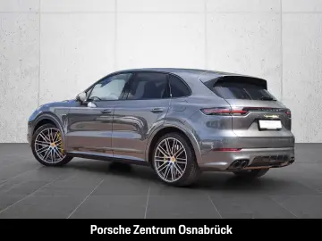 Cayenne Turbo S E-Hybrid Sport Chrono Hinterachs