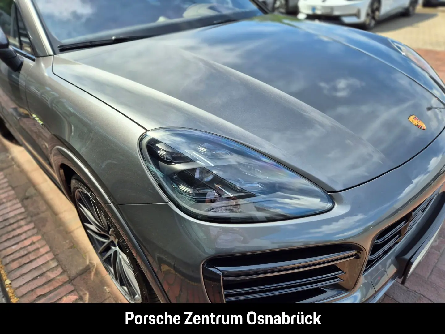Cayenne Turbo S E-Hybrid Sport Chrono Hinterachs