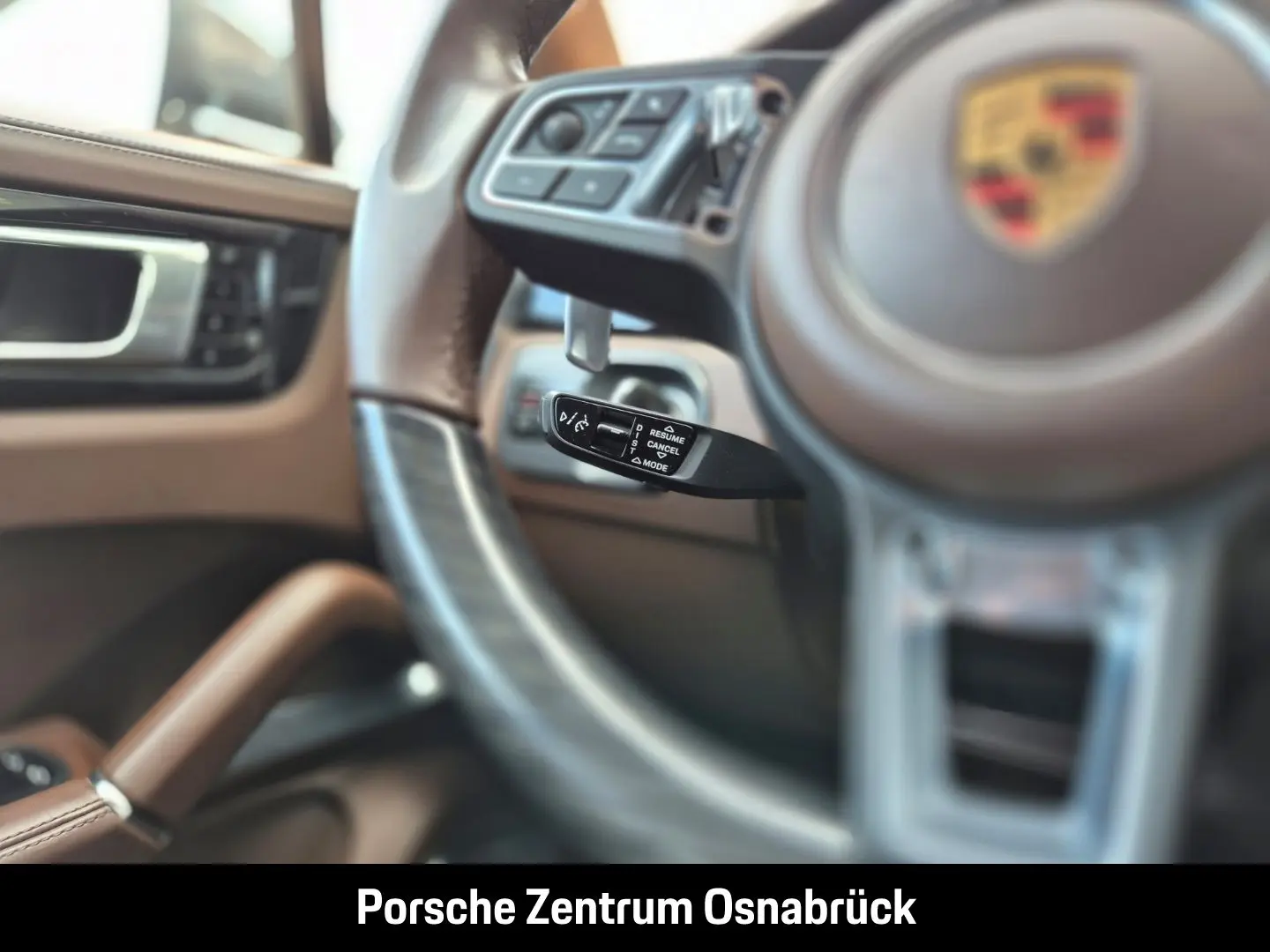 Cayenne Turbo S E-Hybrid Sport Chrono Hinterachs