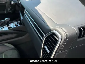 Cayenne GTS BOSE Surround-View Panoramadach LED