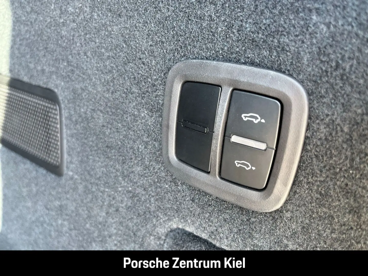 Cayenne GTS BOSE Surround-View Panoramadach LED