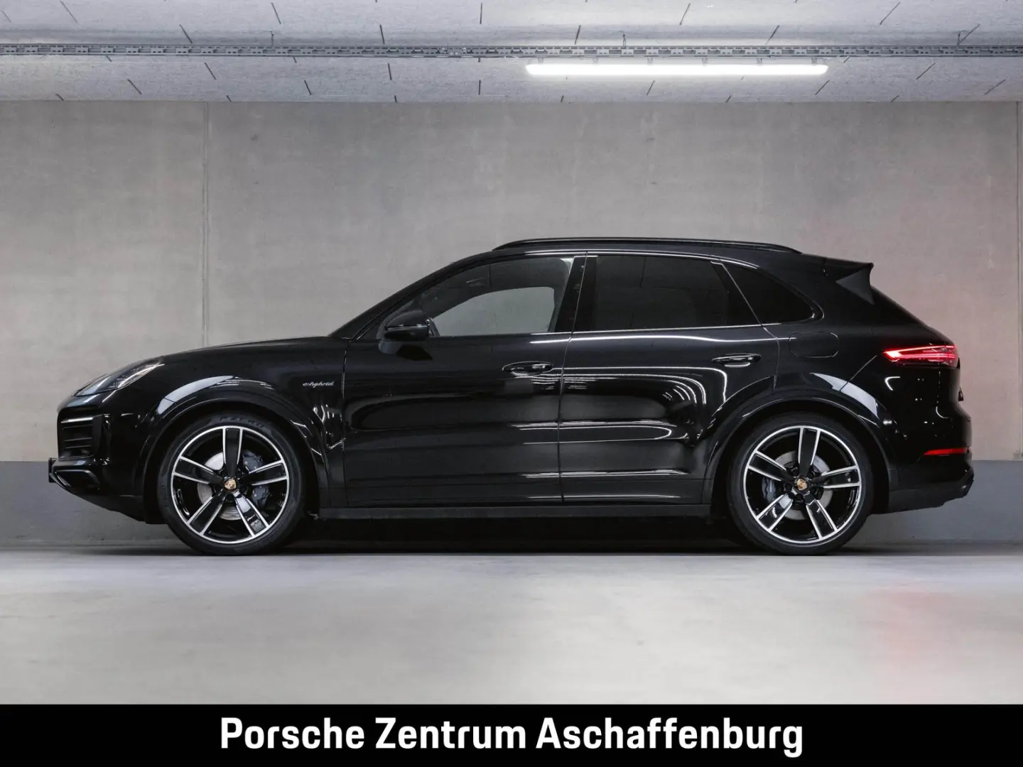 Cayenne E-Hybrid Panoramadach Luftfederung