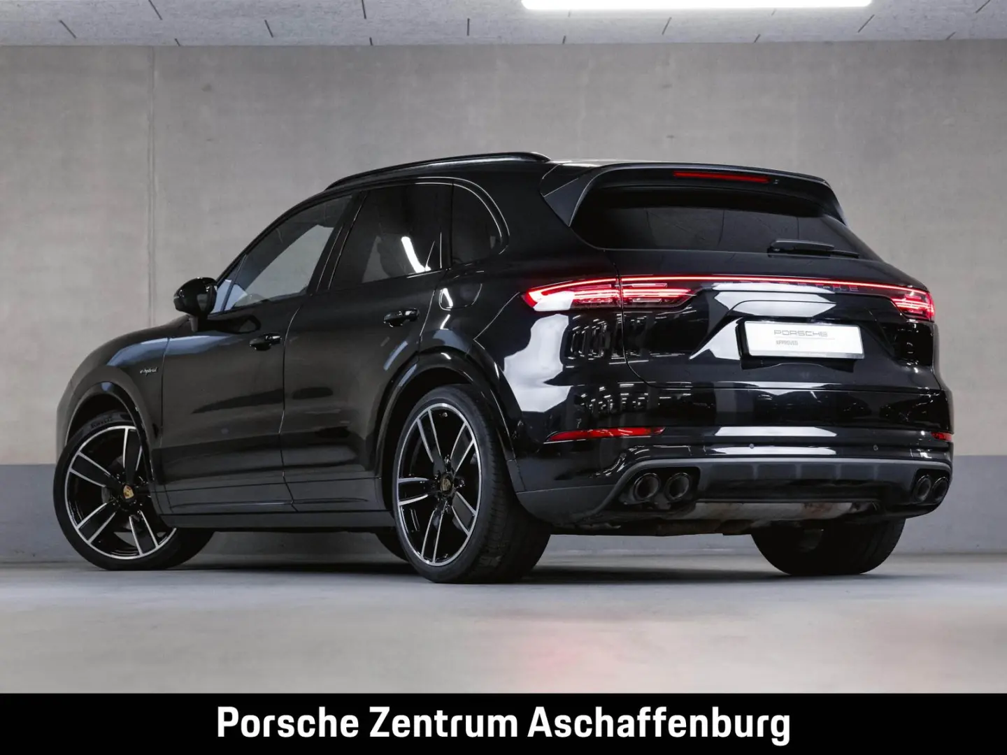 Cayenne E-Hybrid Panoramadach Luftfederung