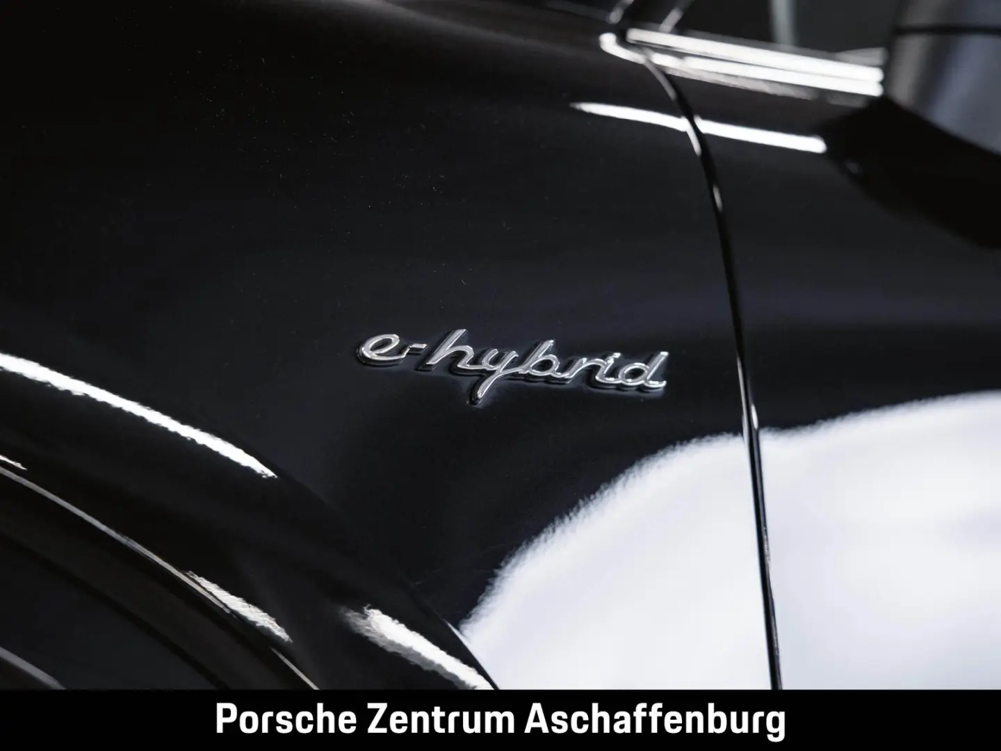 Cayenne E-Hybrid Panoramadach Luftfederung