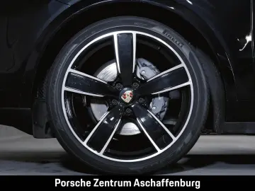 Cayenne E-Hybrid Panoramadach Luftfederung
