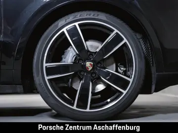 Cayenne E-Hybrid Panoramadach Luftfederung