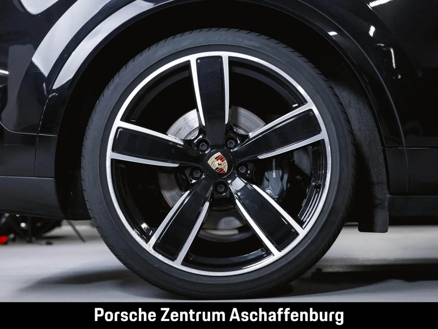 Cayenne E-Hybrid Panoramadach Luftfederung