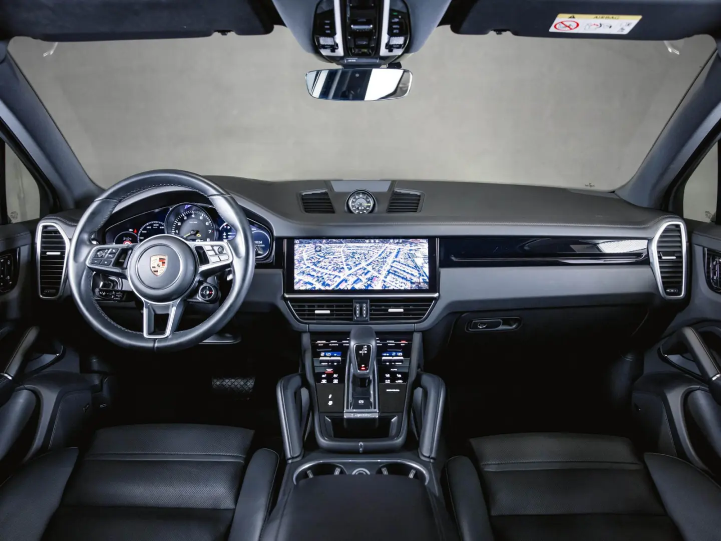 Cayenne E-Hybrid Panoramadach Luftfederung