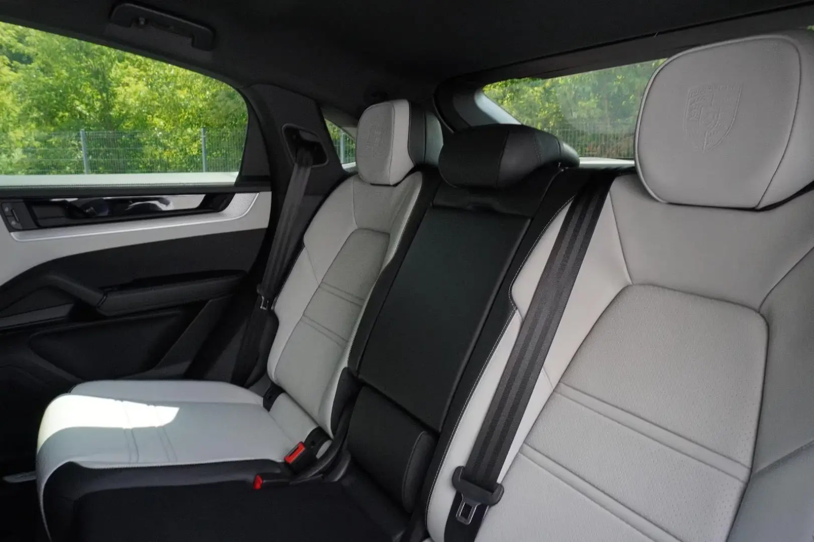 Porsche Cayenne Coupe SportDesign PASM