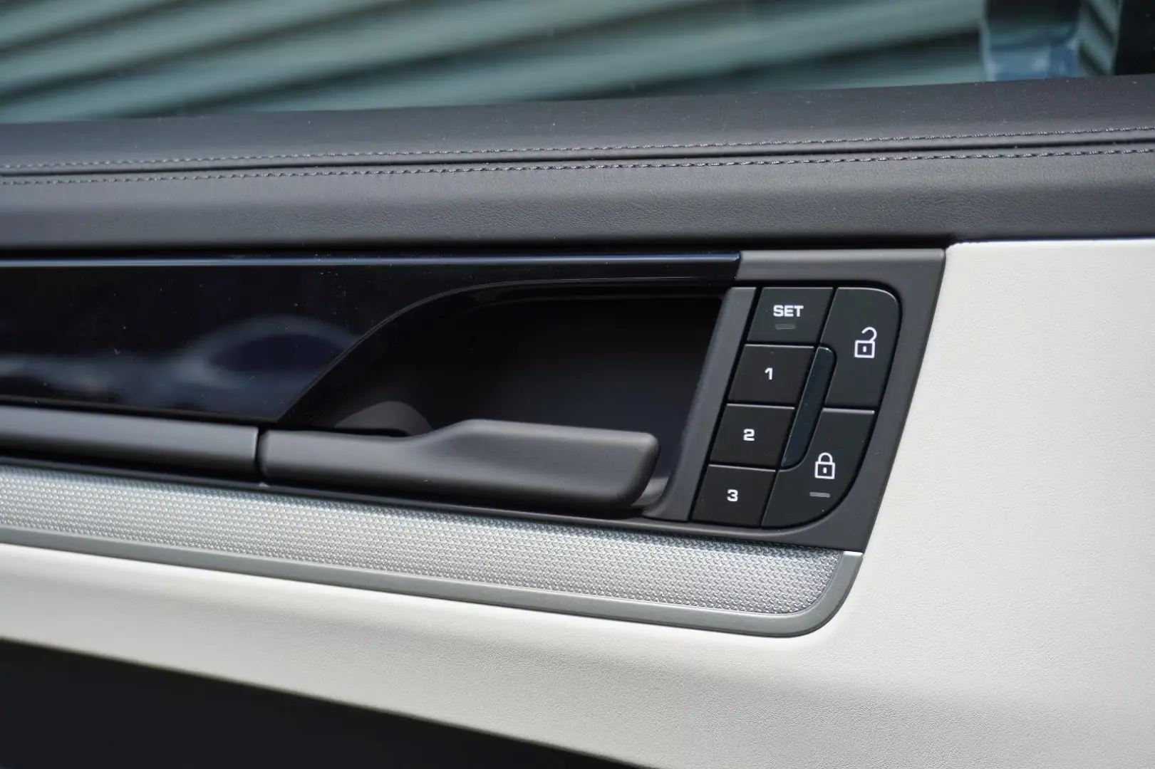 Porsche Cayenne Coupe SportDesign PASM