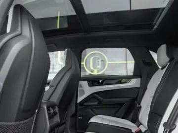Porsche Cayenne S E-Hybrid BOSE