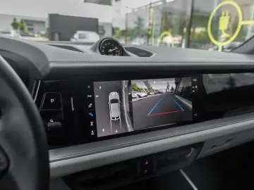 Porsche Cayenne S E-Hybrid BOSE