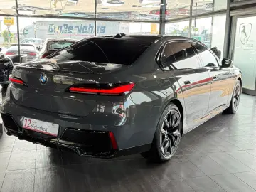 i7 eDrive 50 M Sport*Pano*B&W*360°*TV*Soft*HuD