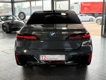 i7 eDrive 50 M Sport*Pano*B&W*360°*TV*Soft*HuD