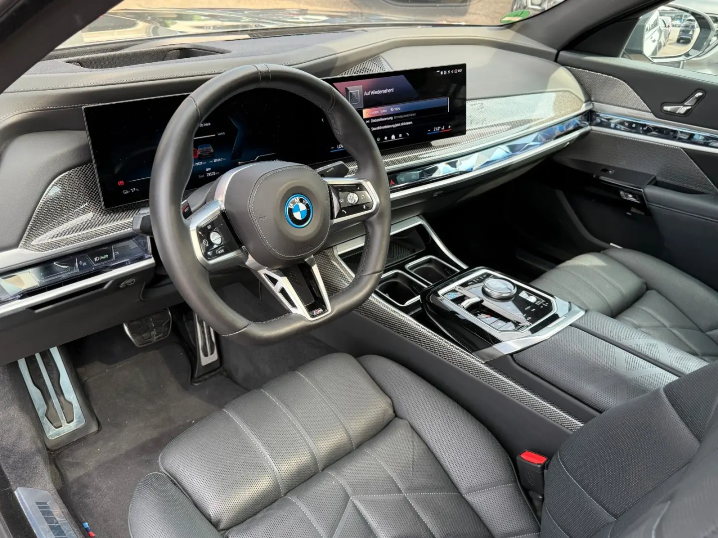 i7 eDrive 50 M Sport*Pano*B&W*360°*TV*Soft*HuD