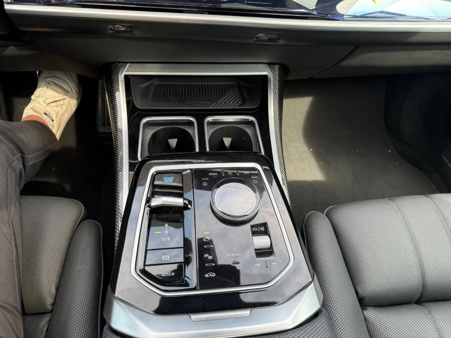 i7 eDrive 50 M Sport*Pano*B&W*360°*TV*Soft*HuD