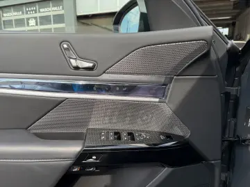 i7 eDrive 50 M Sport*Pano*B&W*360°*TV*Soft*HuD