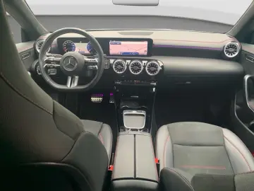 CLA 200 SB *AMG Line Advanced Plus*Panorama*19