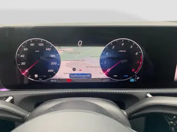 CLA 200 SB *AMG Line Advanced Plus*Panorama*19