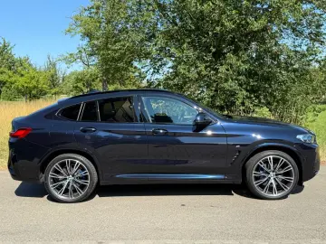 X4 xDrive 30 d M Sport Laser HeadUp Pano AHK 21