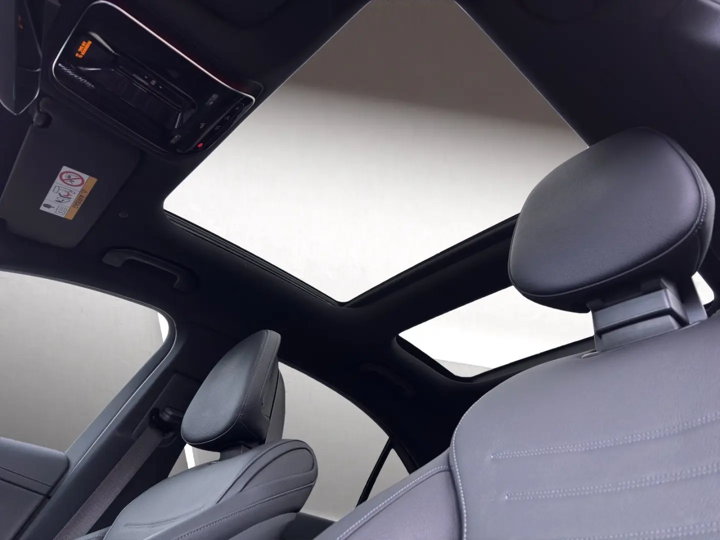 C 43 AMG 4M+PANO+HUD+360°+BURMESTER+DIGITAL+AMBI