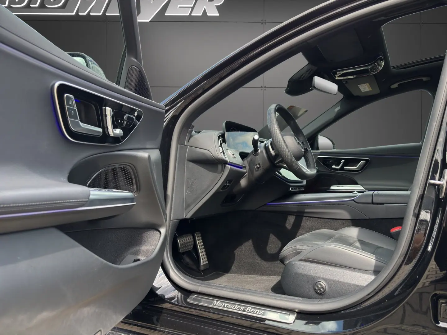 E 450 d 4M AMG ADV+PANO+DISTR+DIGITAL+360+MEMORY