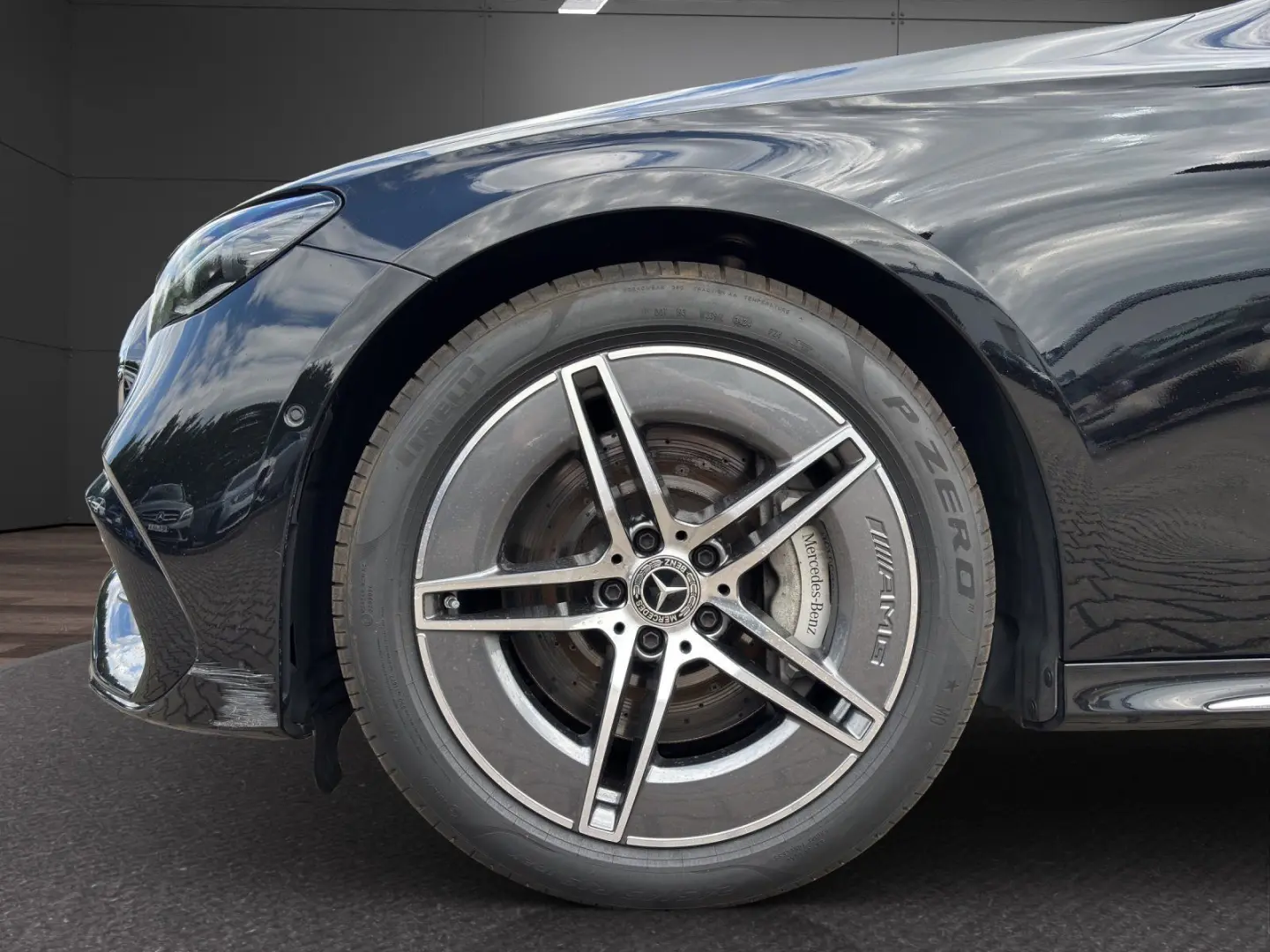 E 450 d 4M AMG ADV+PANO+DISTR+DIGITAL+360+MEMORY