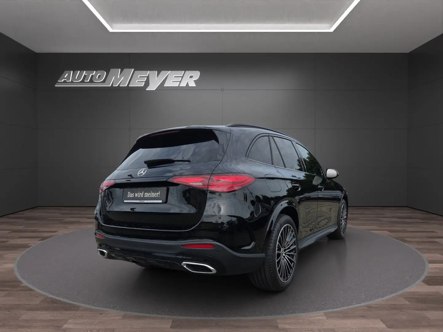 GLC 300 d 4M AMG+NIGHT+AHK+PANO+DISTR+20