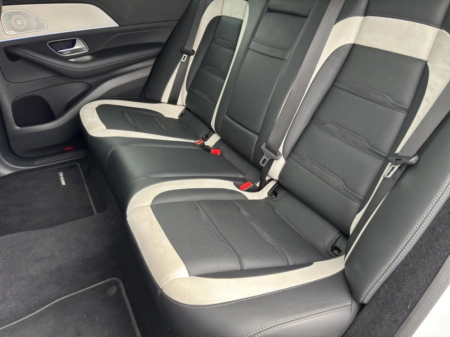 GLE 63 S AMG PREM+NIGHT+PANO+HUD+SITZKLIMA+BURME