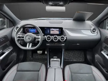 GLA 200 AMG+NIGHT+AHK+PANO+KAMERA+AMBI+LED+WI-PA
