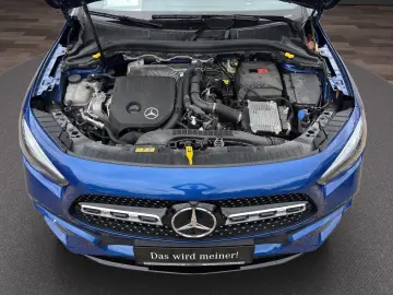 GLA 200 AMG+NIGHT+AHK+PANO+KAMERA+AMBI+LED+WI-PA