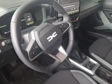 DACIA BIGSTER EXTREME TCE130 4X4