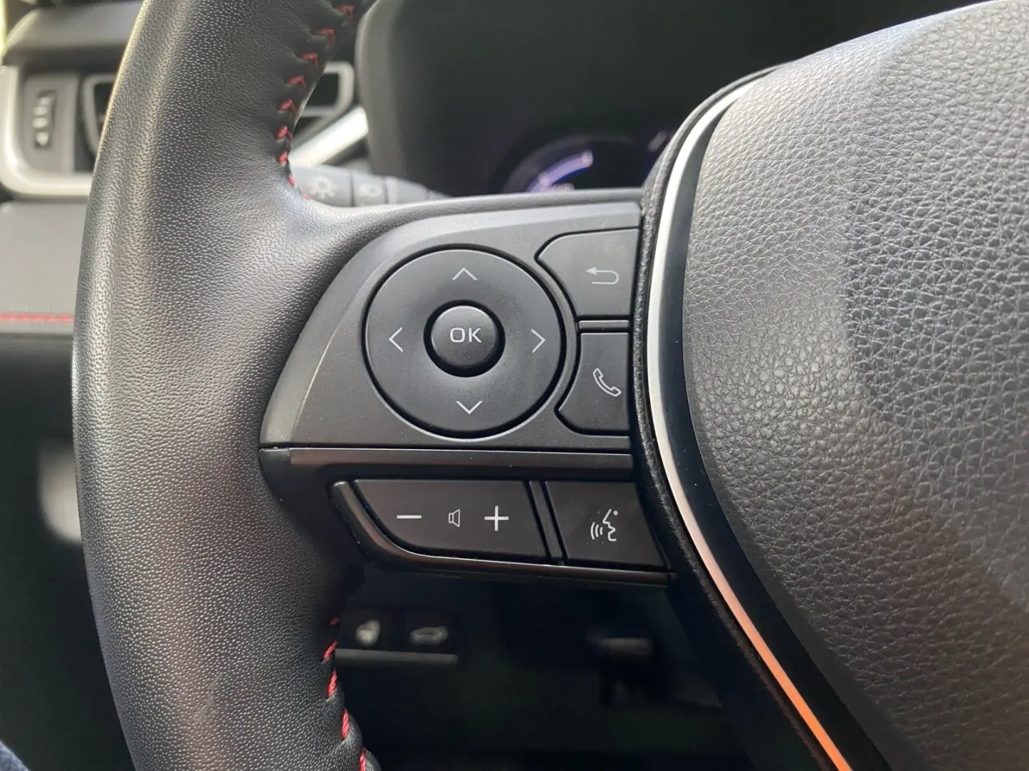 RAV 4 Plug-in-Hybrid *Technik-Paket*LED*CAM*SHZ*