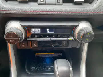 RAV 4 Plug-in-Hybrid *Technik-Paket*LED*CAM*SHZ*