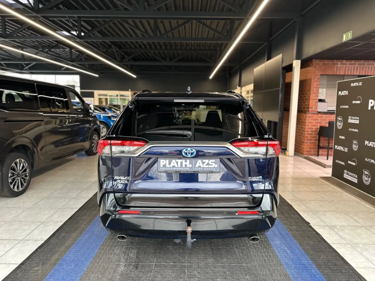 RAV4 Plug-in Hybrid 4x4 *Anhängerzug*HUD*