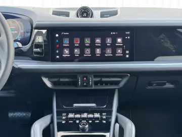 Porsche Cayenne Coupe * BOSE * Pano * 22 Zoll * 360