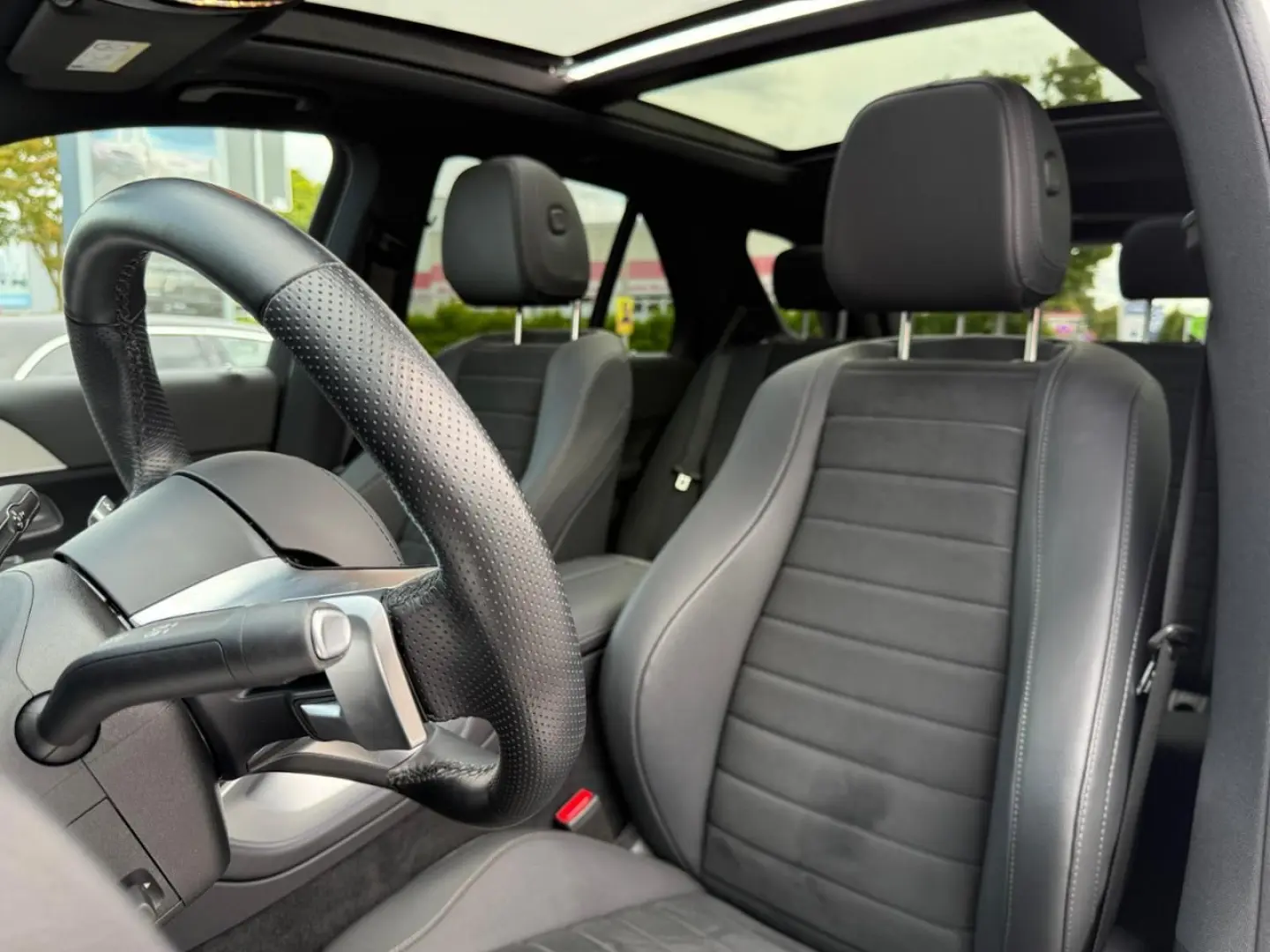 GLE 450 d 4M AMG Night Pano AHK Airmatic 22 Zoll