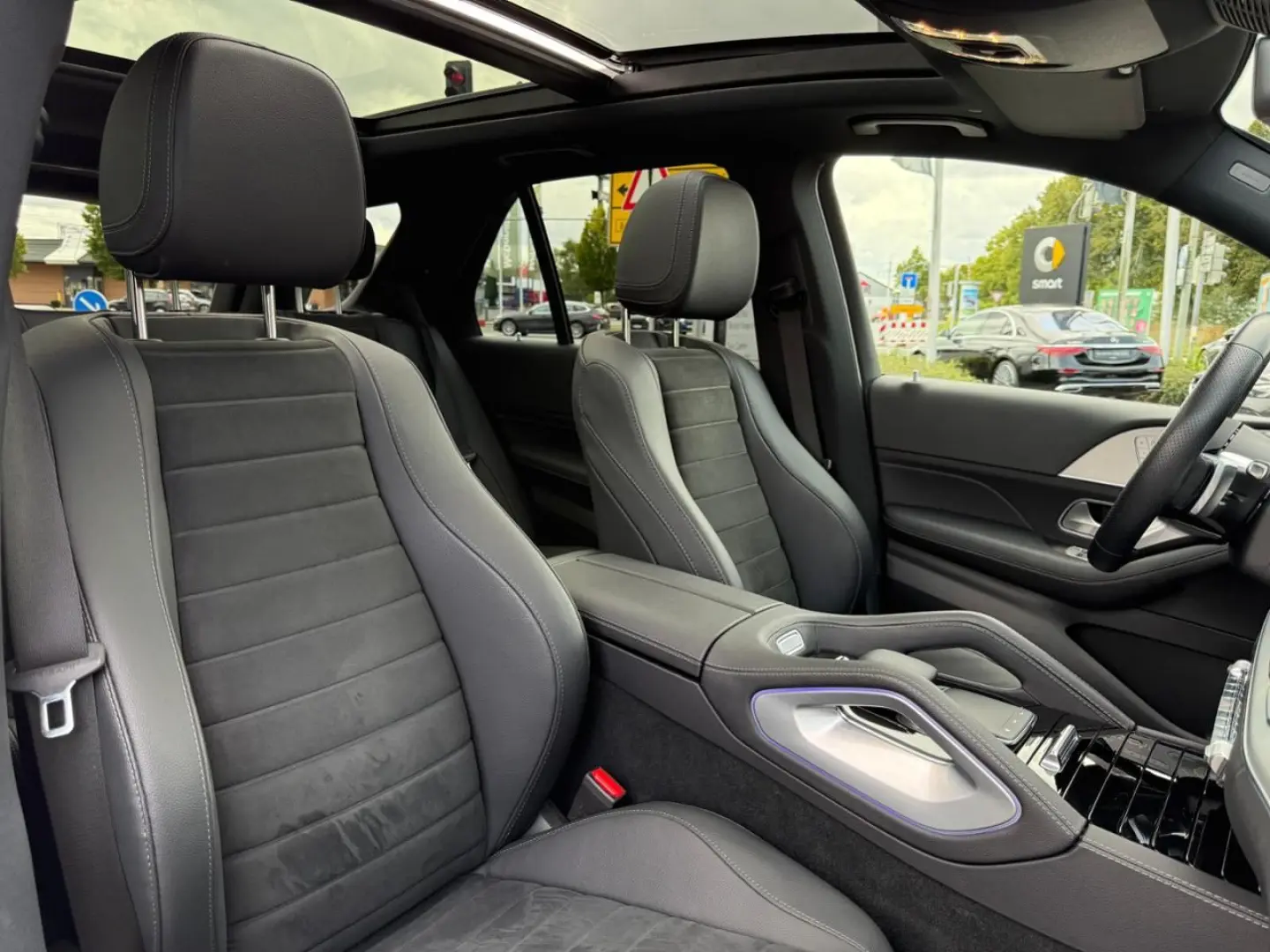 GLE 450 d 4M AMG Night Pano AHK Airmatic 22 Zoll