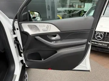 GLE 450 d 4M AMG Night Pano AHK Airmatic 22 Zoll