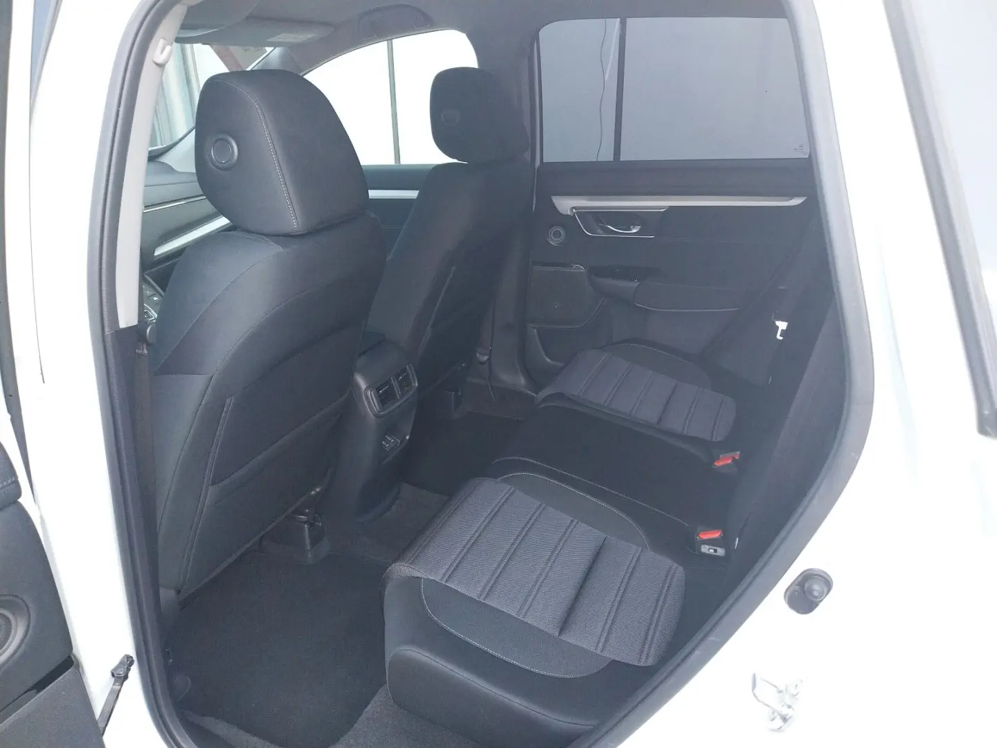 CR-V 2.0 i-MMD HYBRID 2WD Elegance Navi/LED