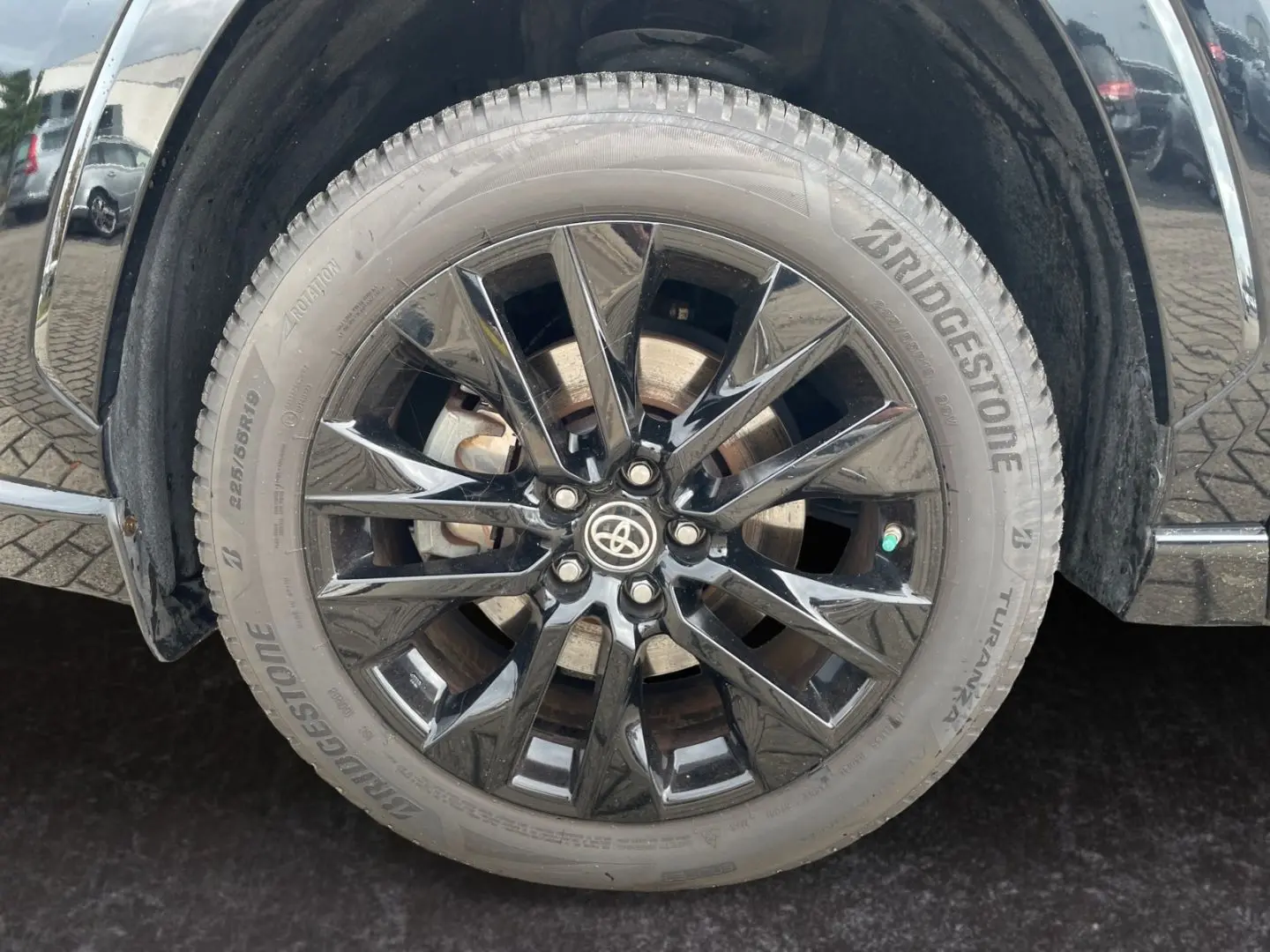 RAV 4 2.5 4x4 Hybrid Black Edition