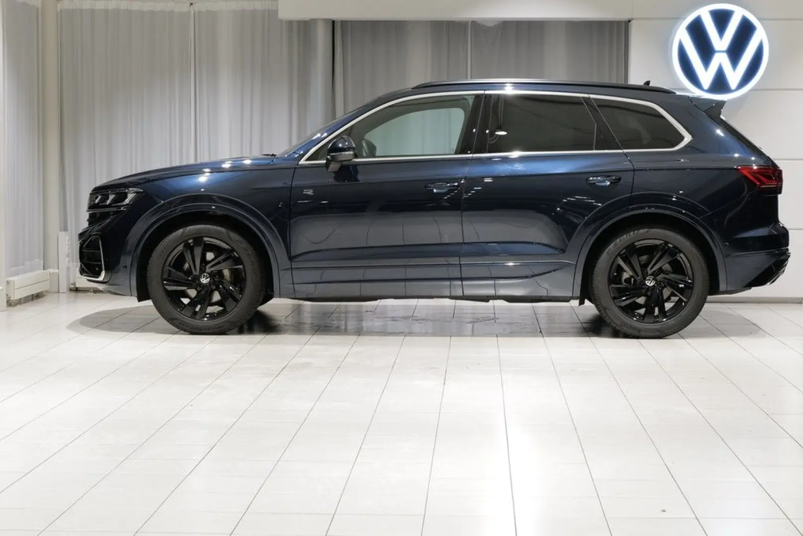 Touareg 3.0TDI R-Line AHK Allradlenkung Luft Kam