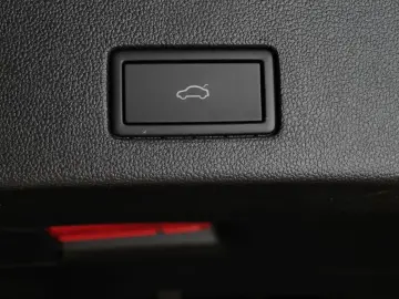 Touareg 3.0TDI R-Line AHK Allradlenkung Luft Kam