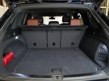 Touareg 3.0TDI R-Line AHK Allradlenkung Luft Kam