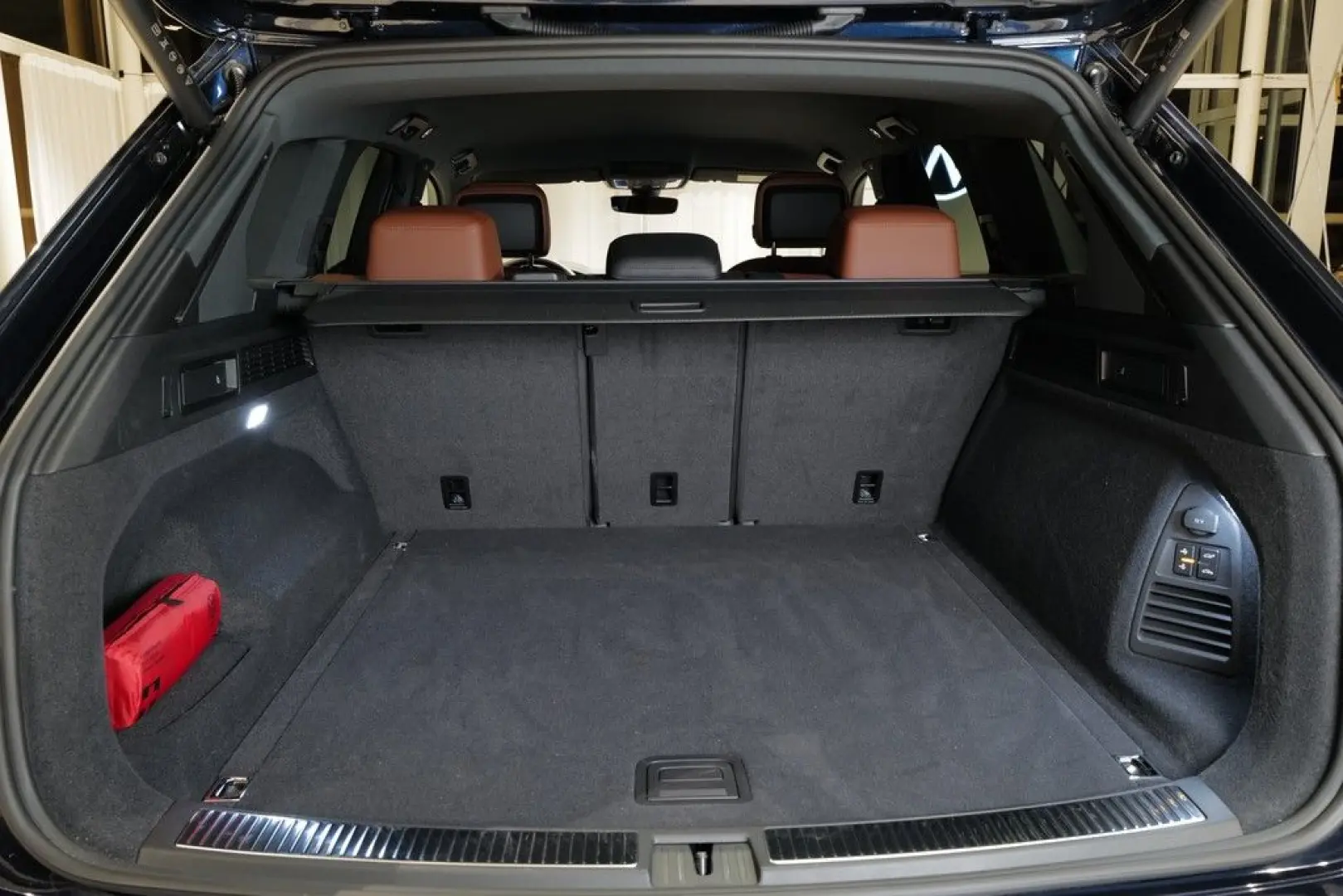 Touareg 3.0TDI R-Line AHK Allradlenkung Luft Kam