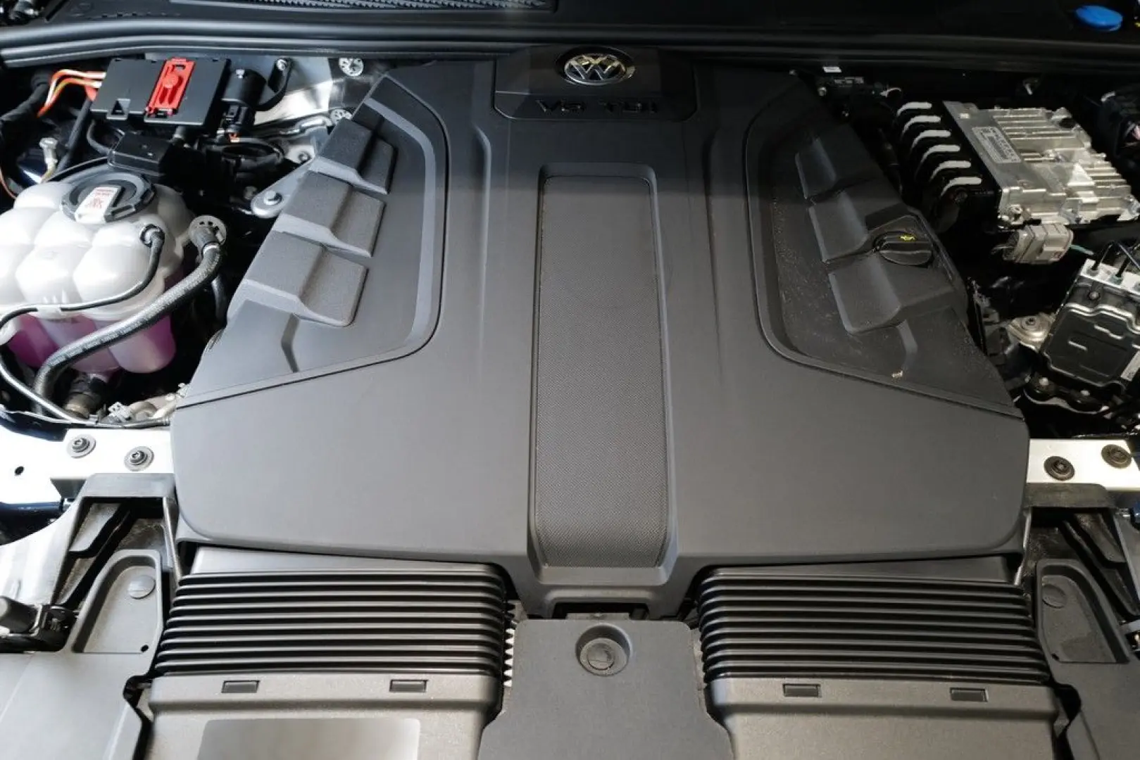 Touareg 3.0TDI R-Line AHK Allradlenkung Luft Kam