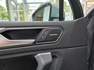 Volkswagen Tiguan R 4Motion Panorama Harman/Kardon