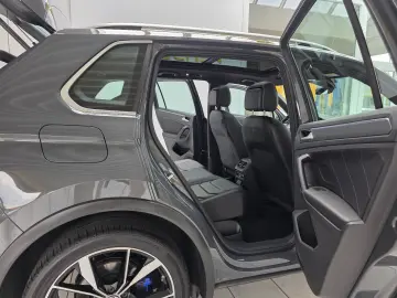 Volkswagen Tiguan R 4Motion Panorama Harman/Kardon